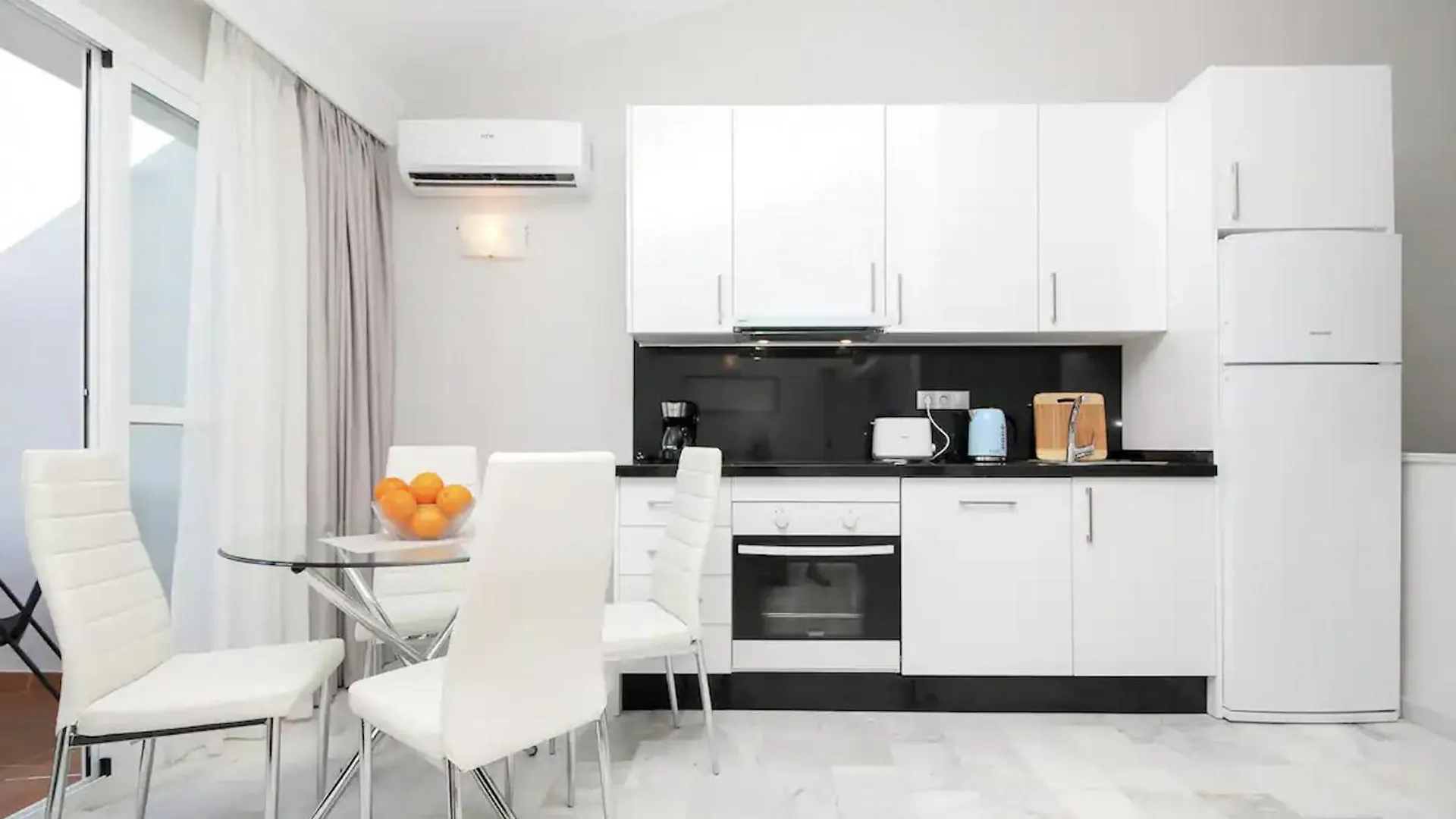Private 2 Bedroom Flat In Vime La Reserva De Marbella Sitio de Calahonda 0*,  Spanien