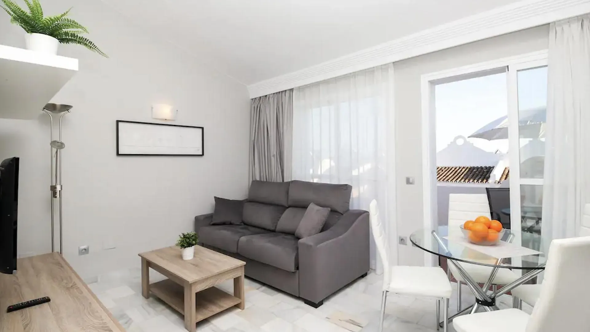 Private 2 Bedroom Flat In Vime La Reserva De Marbella Sitio de Calahonda 0*,  Spanien
